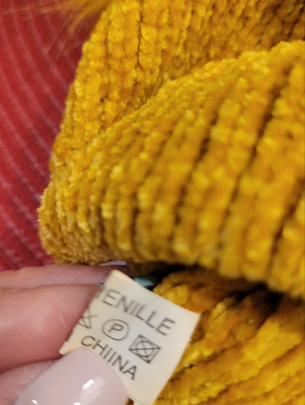 ⏺️EUC~ Alpine Kiss  Kids Yellow Pom-Pom Knit Beanie